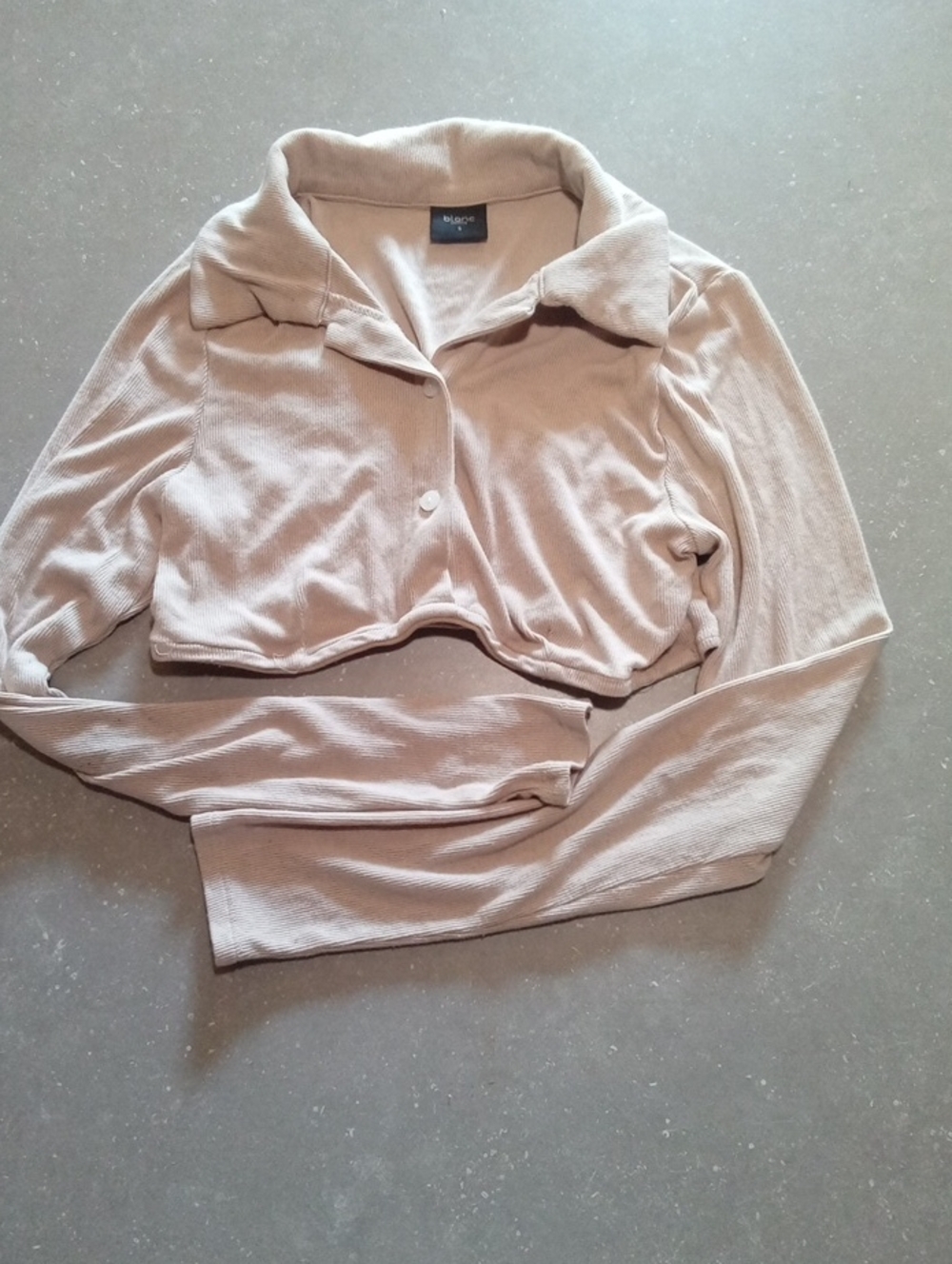 Blanc Clothing Cropped Collared Shirt in Beige -
